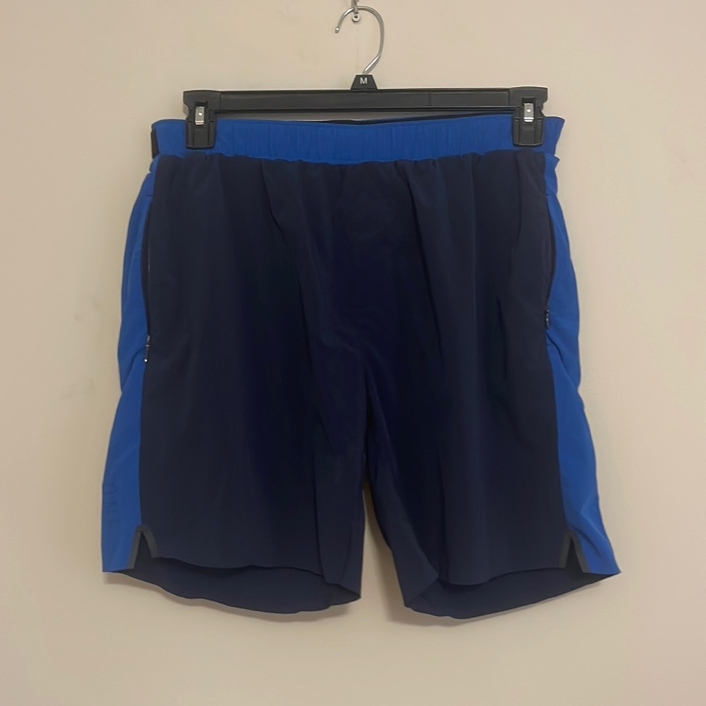 rhône men’s gym shorts with linear